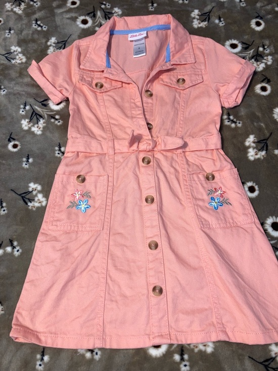 Little Lass Other - Girls' Short-Sleeve Coral Button-Front Dress with Floral Pockets Size 6